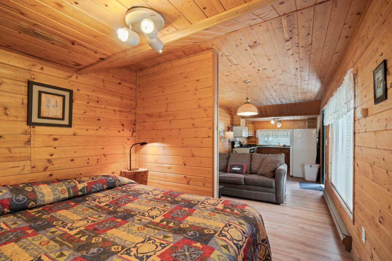 Crater Lake Resort Fort Klamath Exterior photo