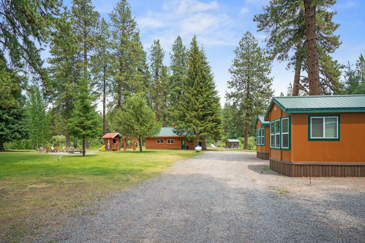 Crater Lake Resort Fort Klamath Exterior photo