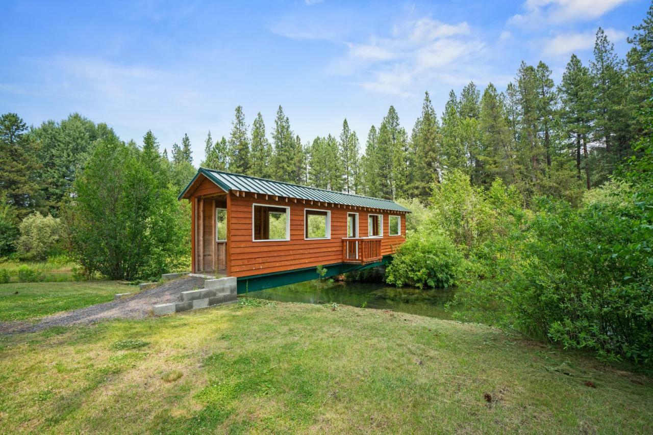 Crater Lake Resort Fort Klamath Exterior photo